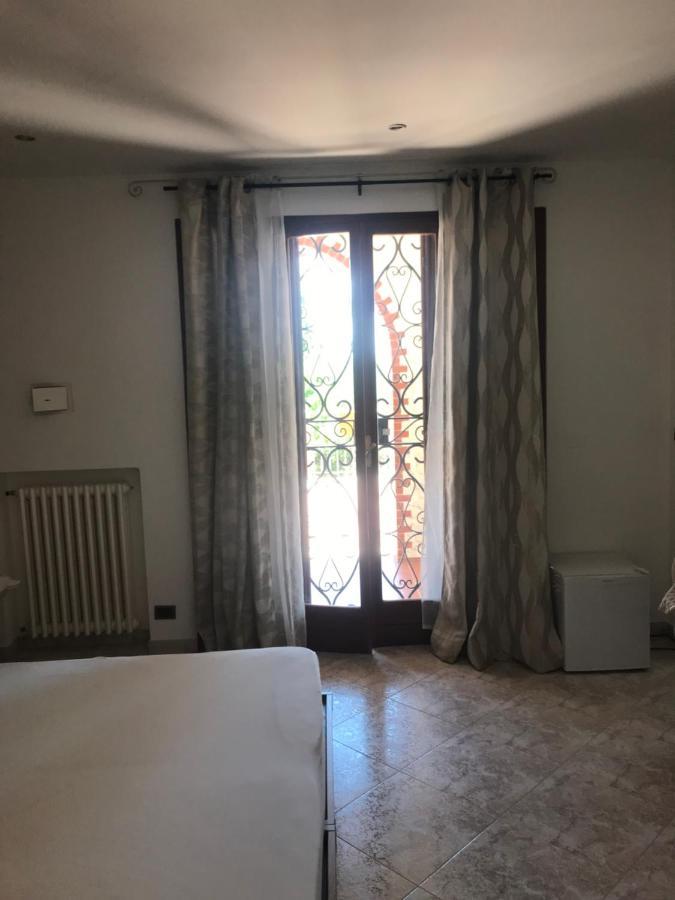 Dolcevita Rooms Arma di Taggia Exterior photo