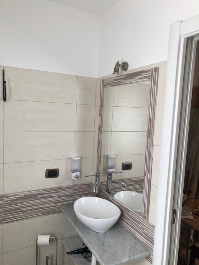 Dolcevita Rooms Arma di Taggia Exterior photo